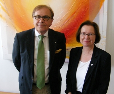 Geschäftsführer Schelzke und Ulrike Scherf,  stellvertretende Kirchenpräsidentin der EKHN