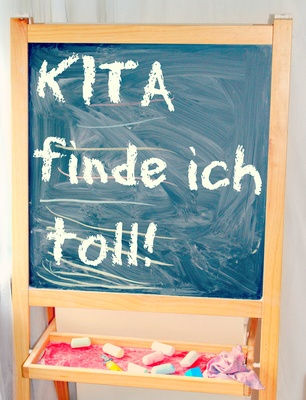 Kinderschreibtafel mit Schriftzug 